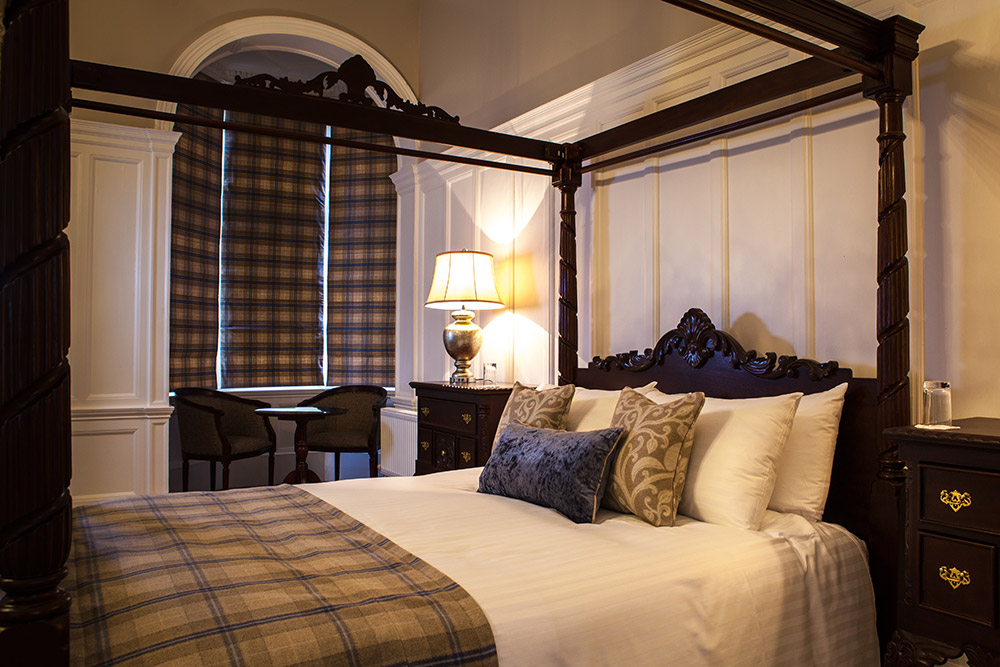 billiard suite3.jpg